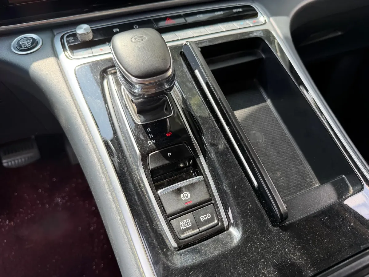 2021 GAC Trumpchi M8 2.0T 252HP L4 8AT,autocango,china used car exporter,china ev exporter,chinese used car exporter,chinese used ev exporter