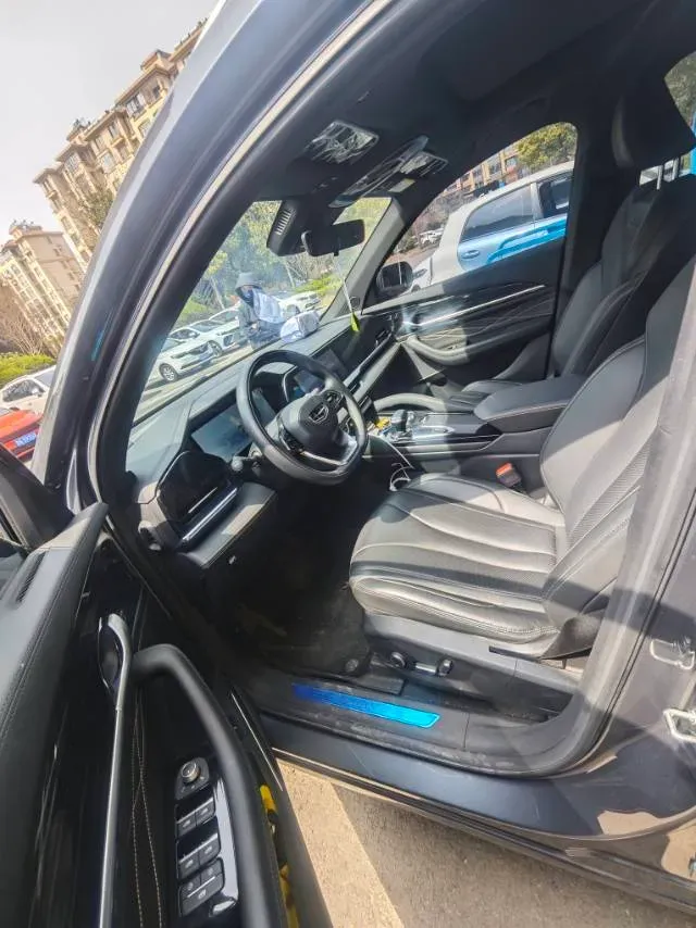 2024 Geely Monjaro 2.0T 218HP L4 7DCT,autocango,china used car exporter,china ev exporter,chinese used car exporter,chinese used ev exporter