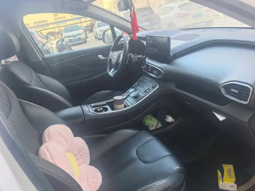2023 Hyundai Santafe 2.0T 230HP L4 8AT,autocango,china used car exporter,china ev exporter,chinese used car exporter,chinese used ev exporter