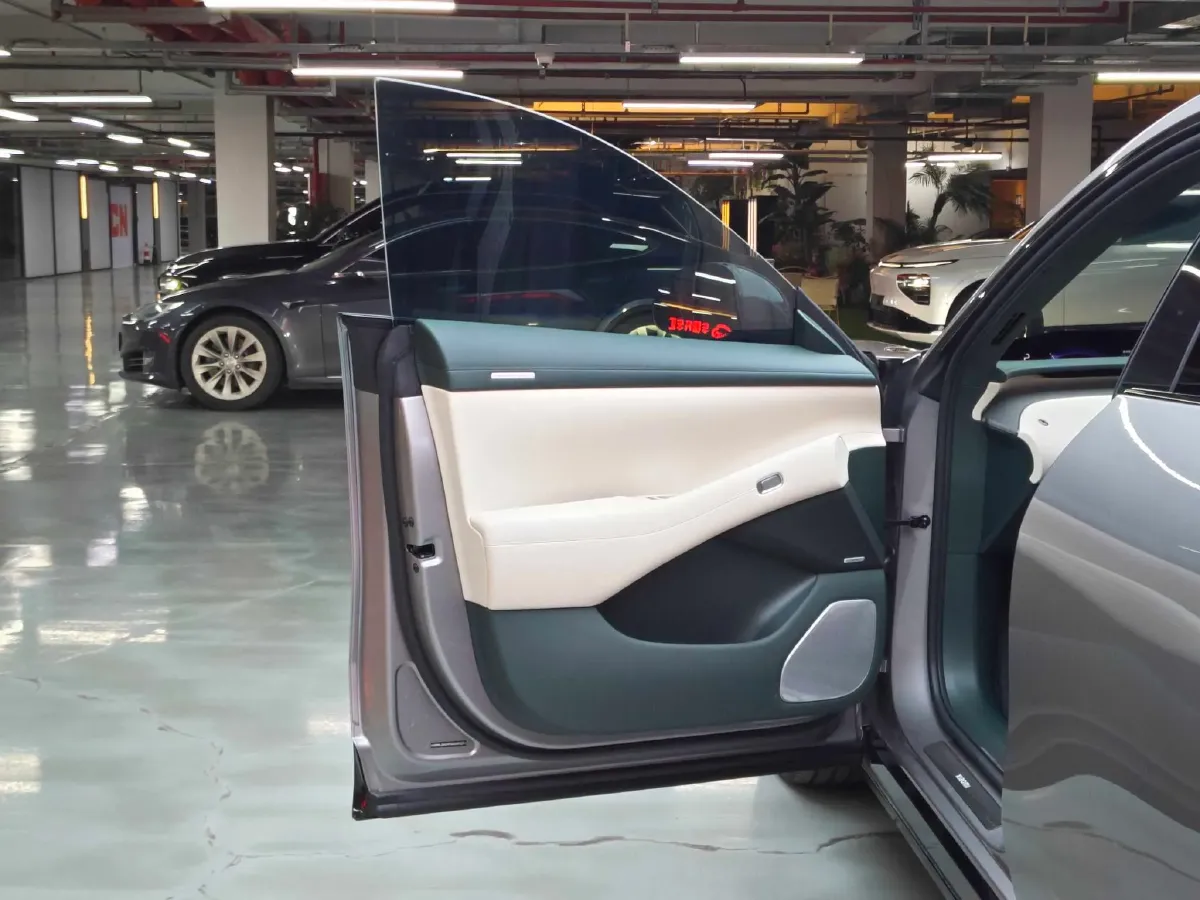 2025 MI YU7 BEV 101.7KWH,autocango,china used car exporter,china ev exporter,chinese used car exporter,chinese used ev exporter