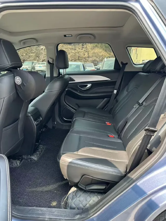 2021 Jetour X90 Plus 1.5T 156HP L4 6MT,autocango,china used car exporter,china ev exporter,chinese used car exporter,chinese used ev exporter