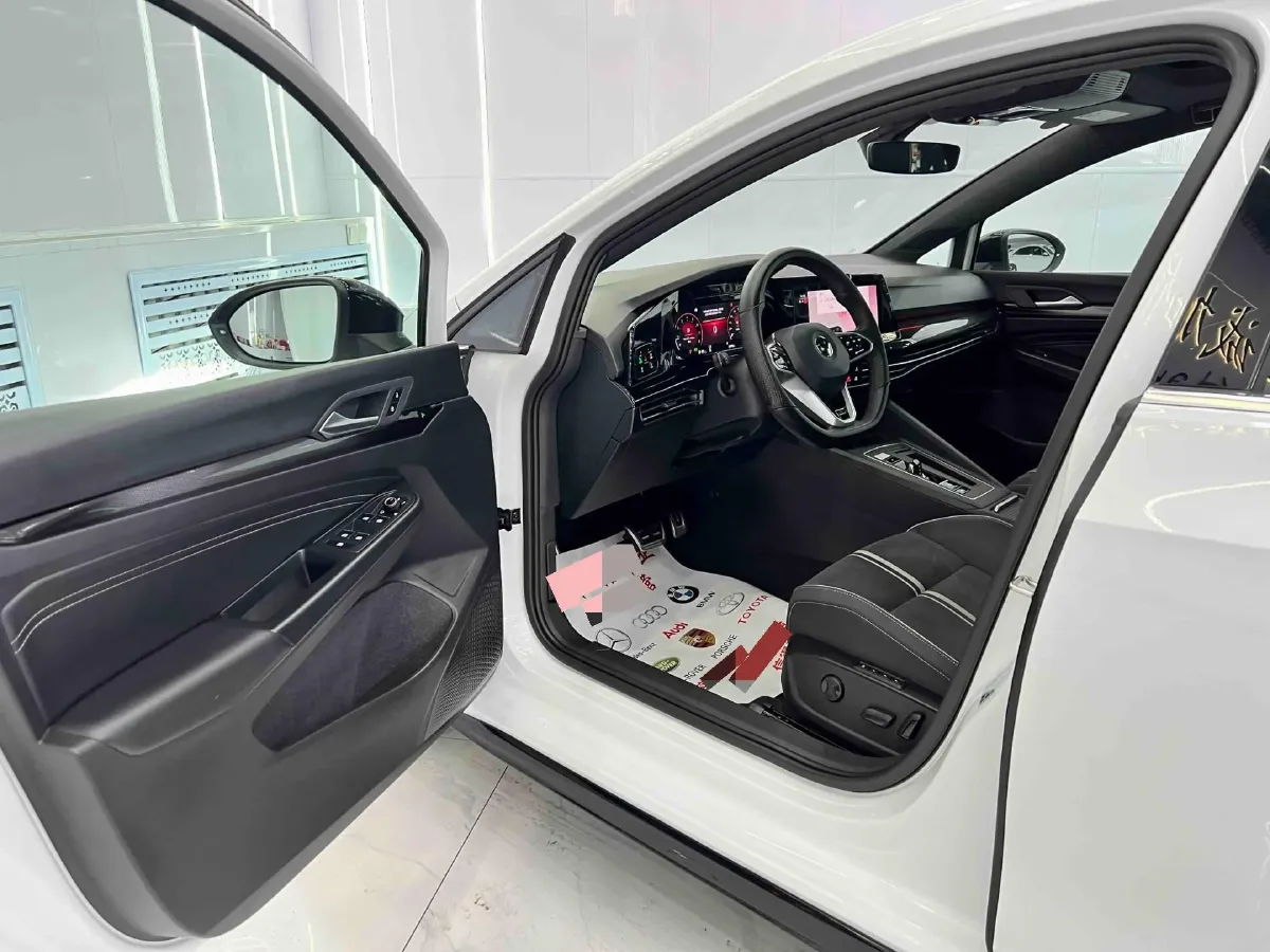 2023 Volkswagen Golf 1.4T 150HP L4 7DCT,autocango,china used car exporter,china ev exporter,chinese used car exporter,chinese used ev exporter