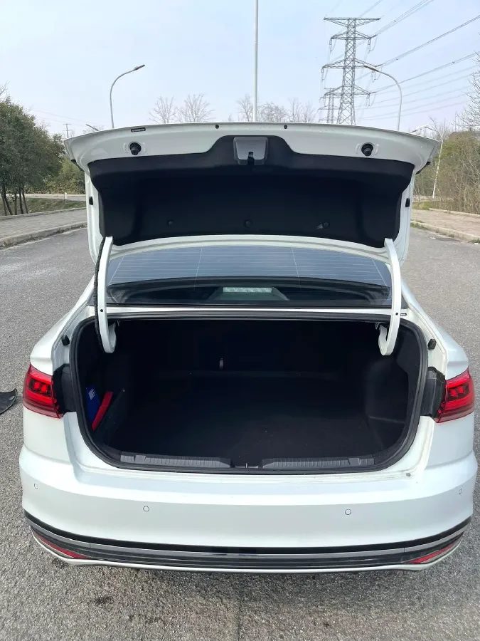 2023 Volkswagen Bora 1.2T 116HP L4 7DCT,autocango,china used car exporter,china ev exporter,chinese used car exporter,chinese used ev exporter