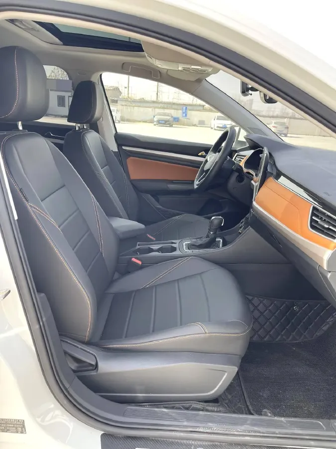 2023 Volkswagen Bora 1.2T 116HP L4 7DCT,autocango,china used car exporter,china ev exporter,chinese used car exporter,chinese used ev exporter