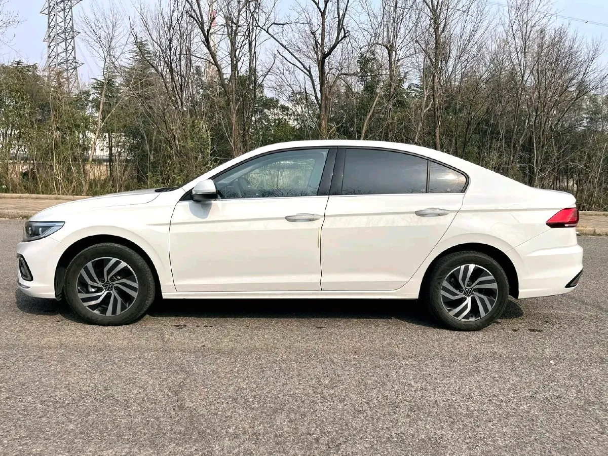 2023 Volkswagen Bora 1.2T 116HP L4 7DCT,autocango,china used car exporter,china ev exporter,chinese used car exporter,chinese used ev exporter