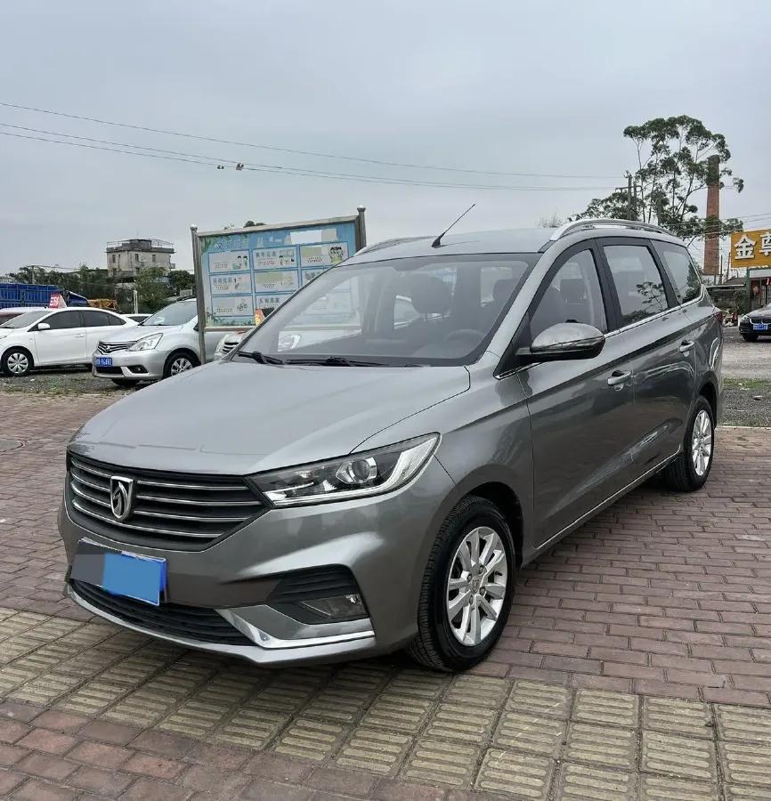 2018 BaoJun 360 1.5L 112HP L4 6MT,autocango,china used car exporter,china ev exporter,chinese used car exporter,chinese used ev exporter