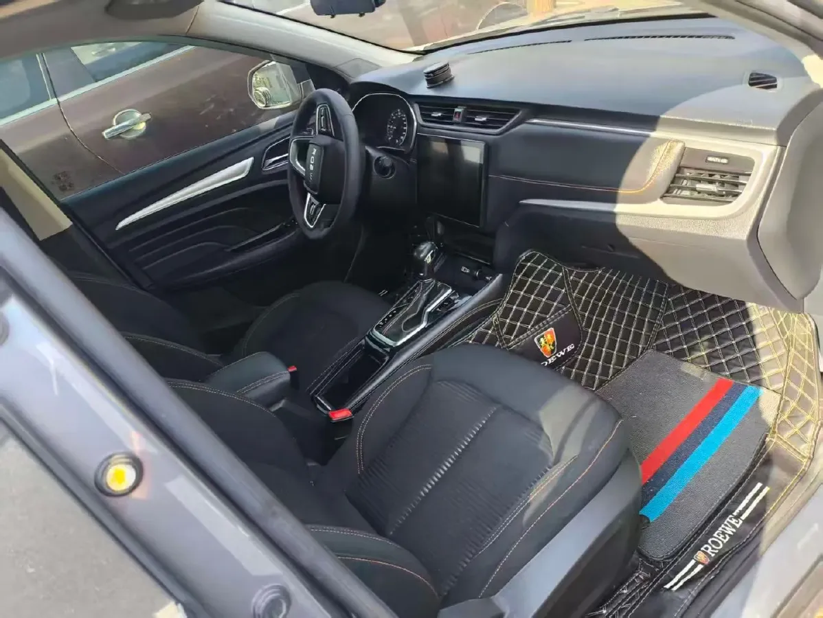 2021 Roewe RX3 1.6L 125HP L4 CVT,autocango,china used car exporter,china ev exporter,chinese used car exporter,chinese used ev exporter