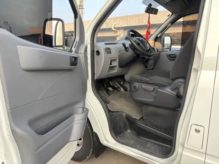 2023 DongFeng DFAC YuFeng 2.0T 136HP L4 6MT,autocango,china used car exporter,china ev exporter,chinese used car exporter,chinese used ev exporter