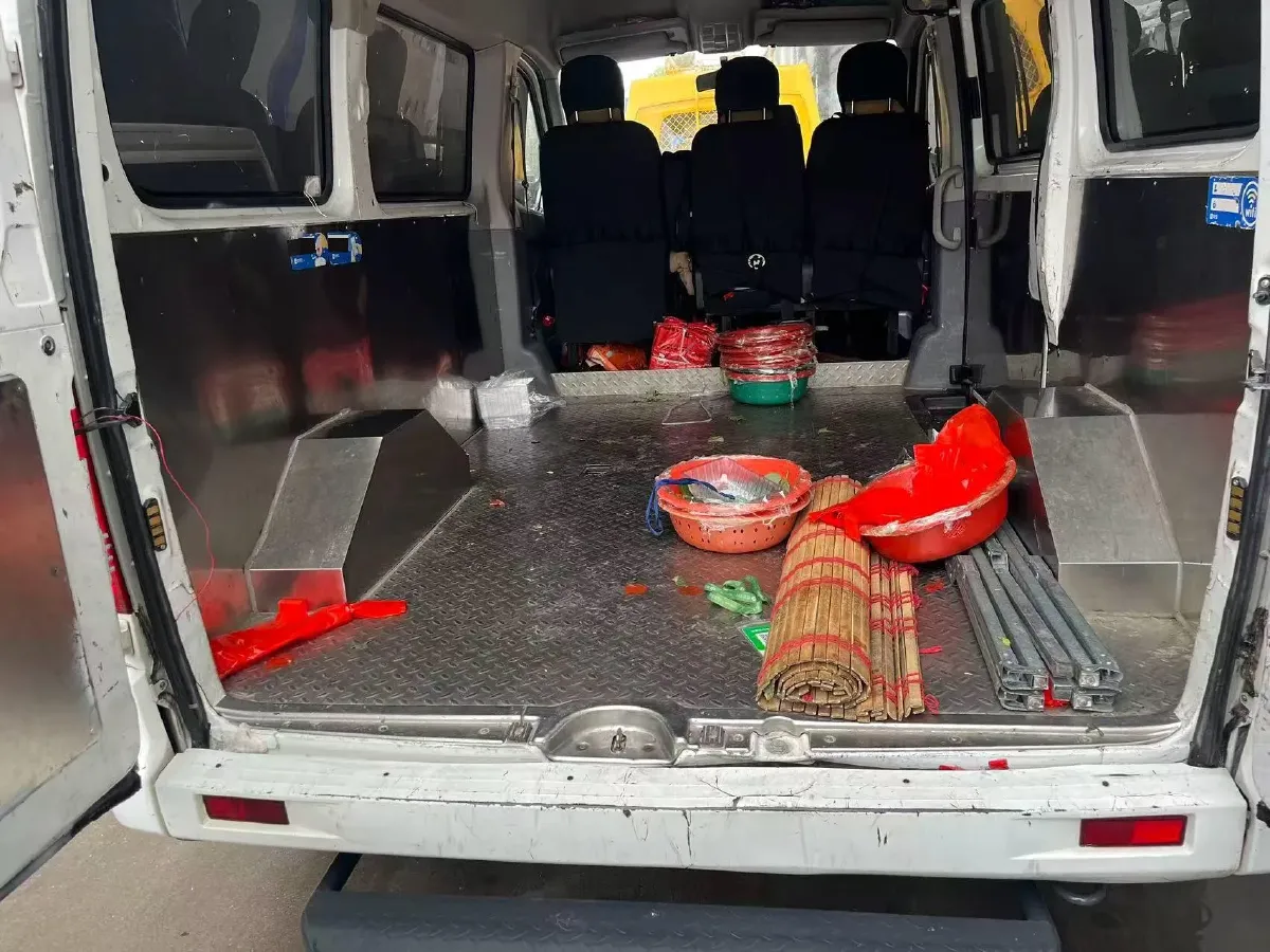 2023 DongFeng DFAC YuFeng 2.0T 136HP L4 6MT,autocango,china used car exporter,china ev exporter,chinese used car exporter,chinese used ev exporter