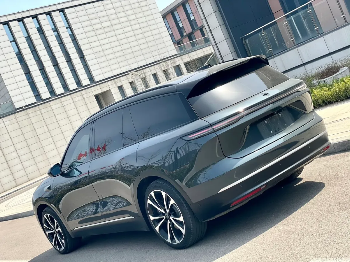 2024 Porsche Macan All-Electric BEV 100KWH,autocango,china used car exporter,china ev exporter,chinese used car exporter,chinese used ev exporter