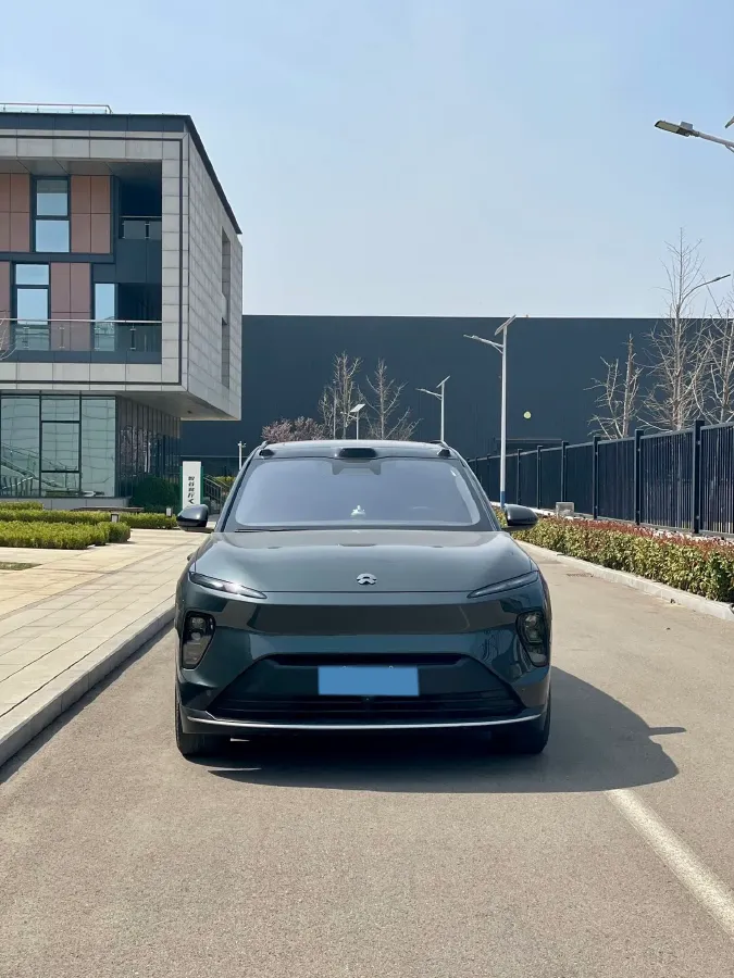 2024 Porsche Macan All-Electric BEV 100KWH,autocango,china used car exporter,china ev exporter,chinese used car exporter,chinese used ev exporter