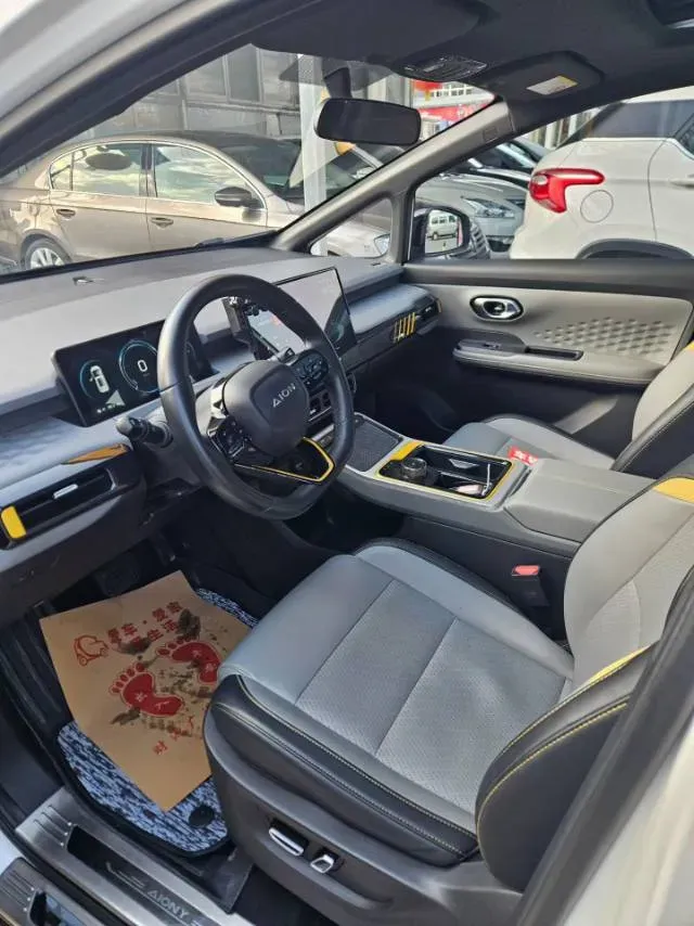 2022 Geely Okavango 1.8T 184HP L4 7DCT,autocango,china used car exporter,china ev exporter,chinese used car exporter,chinese used ev exporter