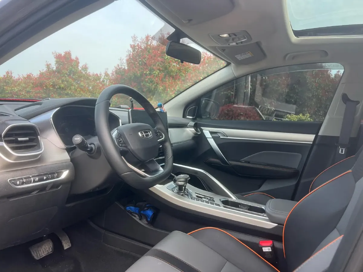 2023 Geely Coolray 1.5T 181HP L4 7DCT,autocango,china used car exporter,china ev exporter,chinese used car exporter,chinese used ev exporter