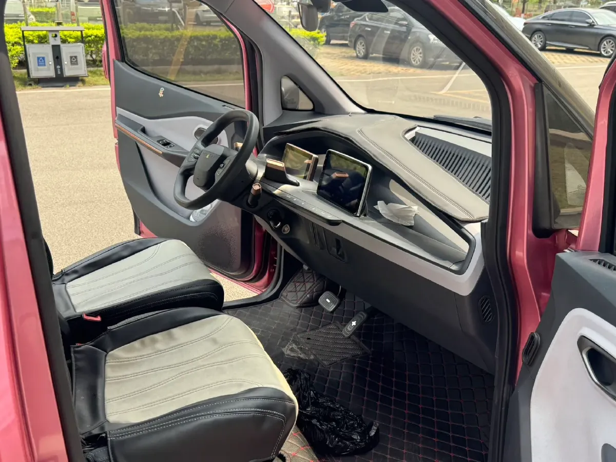 2020 BaoJun E200 BEV 28KWH,autocango,china used car exporter,china ev exporter,chinese used car exporter,chinese used ev exporter