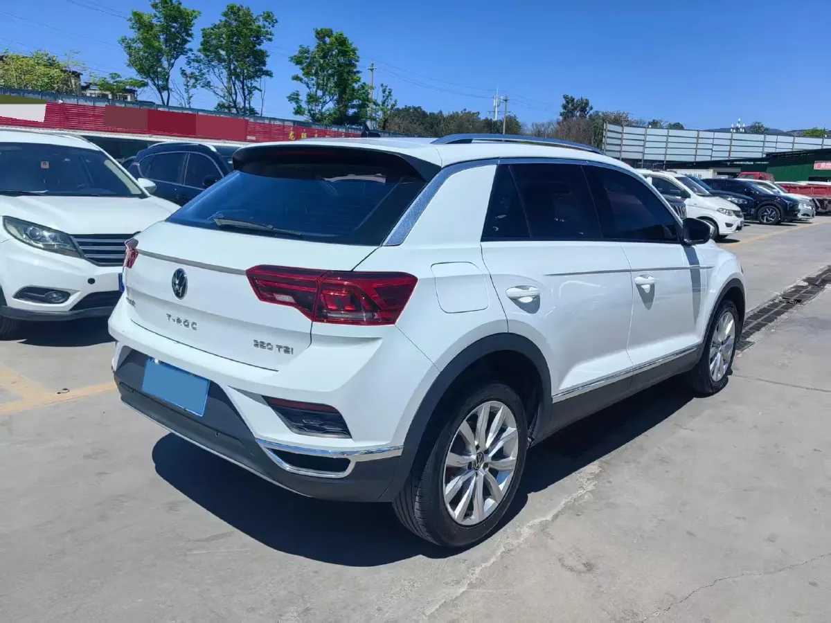2022 Volkswagen T-Roc 1.4T 150HP L4 7DCT,autocango,china used car exporter,china ev exporter,chinese used car exporter,chinese used ev exporter