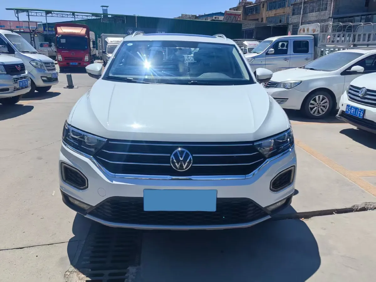 2022 Volkswagen T-Roc 1.4T 150HP L4 7DCT,autocango,china used car exporter,china ev exporter,chinese used car exporter,chinese used ev exporter