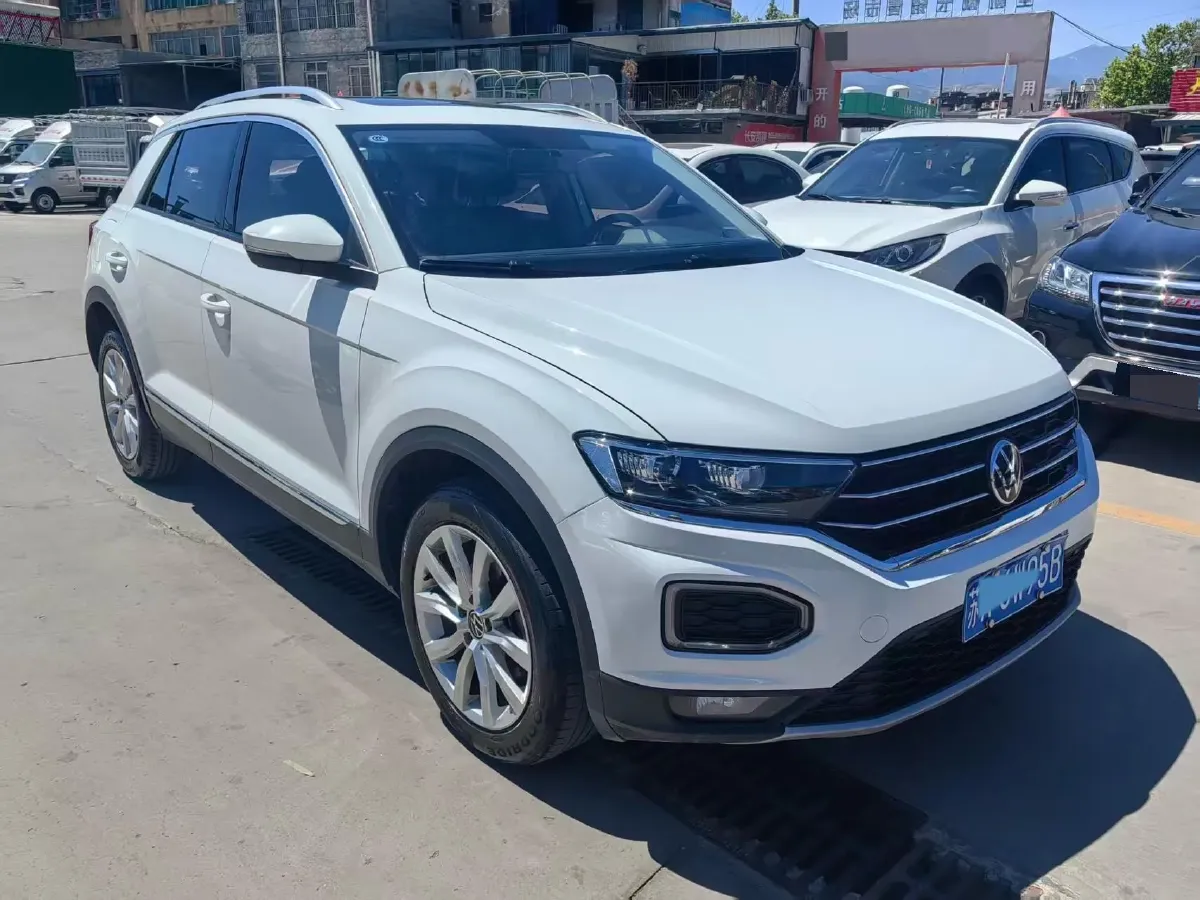 2022 Volkswagen T-Roc 1.4T 150HP L4 7DCT,autocango,china used car exporter,china ev exporter,chinese used car exporter,chinese used ev exporter