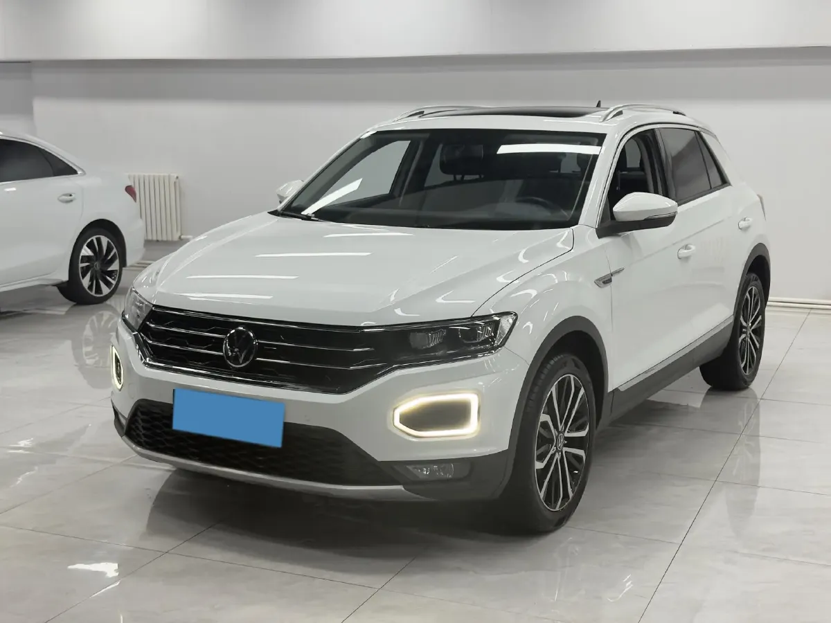 2022 Volkswagen T-Roc 1.4T 150HP L4 7DCT,autocango,china used car exporter,china ev exporter,chinese used car exporter,chinese used ev exporter