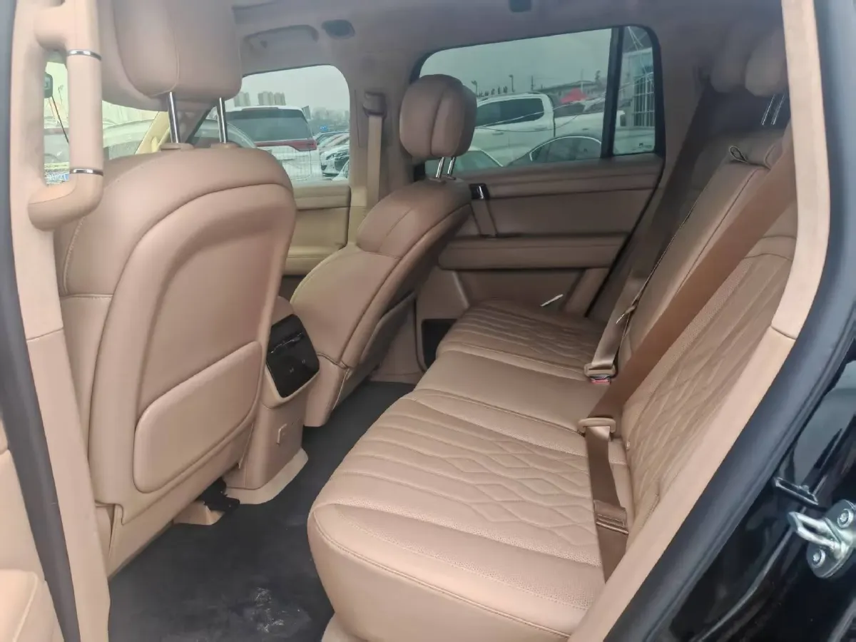 2025 Jetour Zongheng G700 2.0T 211HP L4 2DHT PHEV,autocango,china used car exporter,china ev exporter,chinese used car exporter,chinese used ev exporter