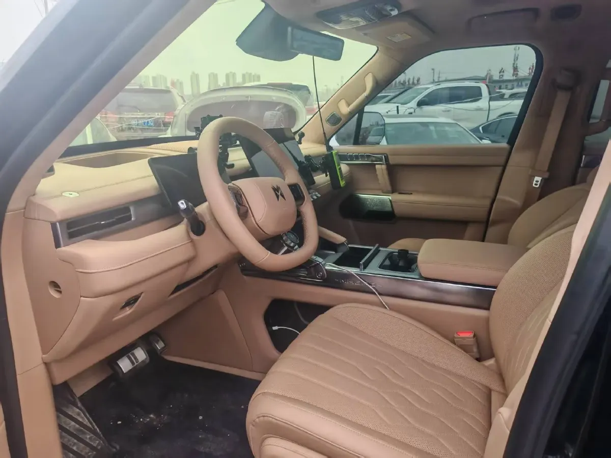 2025 Jetour Zongheng G700 2.0T 211HP L4 2DHT PHEV,autocango,china used car exporter,china ev exporter,chinese used car exporter,chinese used ev exporter