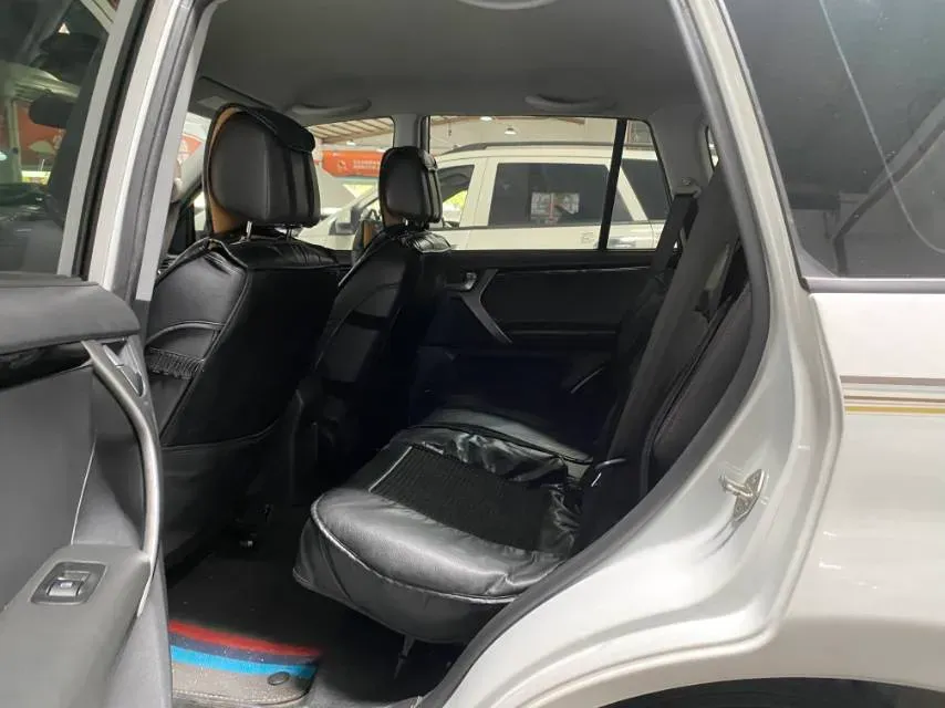 2018 Chery Tiggo 3 1.6L 126HP L4 5MT,autocango,china used car exporter,china ev exporter,chinese used car exporter,chinese used ev exporter