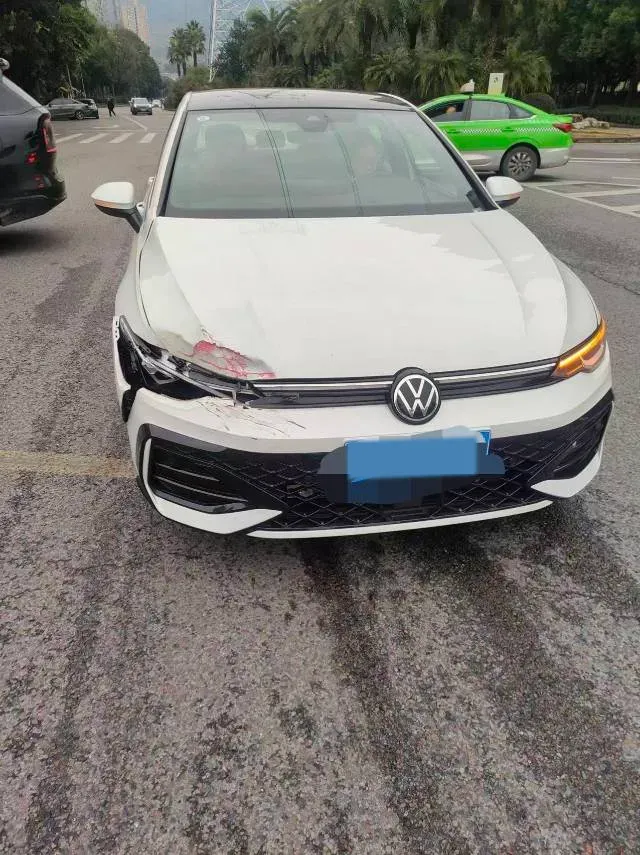 2025 Volkswagen Golf 1.5T 160HP L4 7DCT,autocango,china used car exporter,china ev exporter,chinese used car exporter,chinese used ev exporter