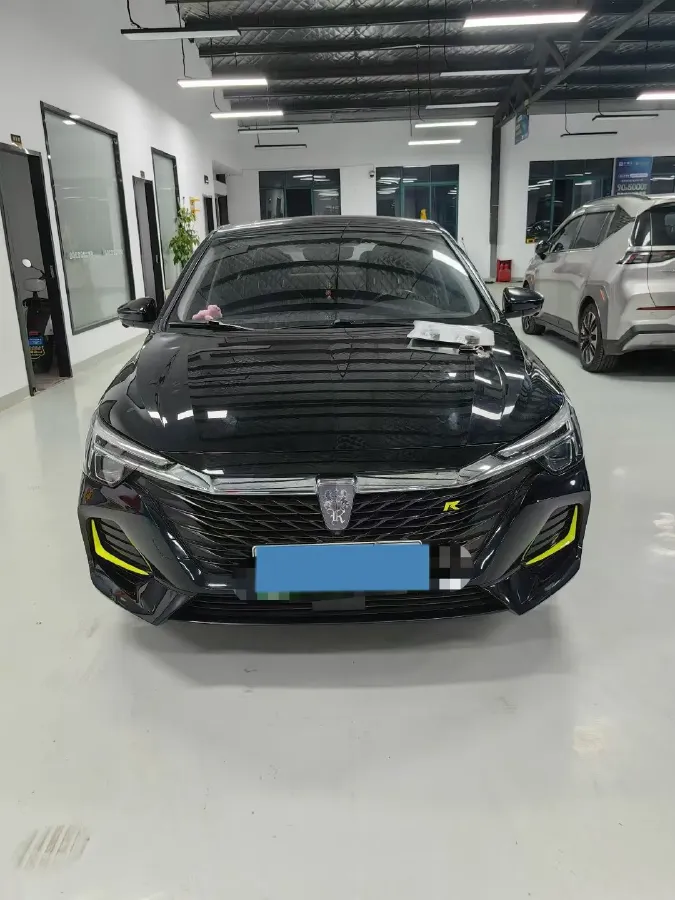 2019 Roewe i6 1.5T 169HP L4 AMT PHEV 9.1KWH,autocango,china used car exporter,china ev exporter,chinese used car exporter,chinese used ev exporter