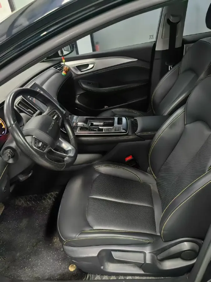 2019 Roewe i6 1.5T 169HP L4 AMT PHEV 9.1KWH,autocango,china used car exporter,china ev exporter,chinese used car exporter,chinese used ev exporter