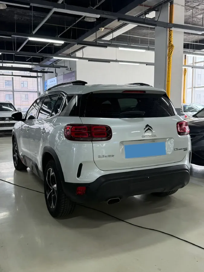2017 Citroen C5 Aircross 1.6T 167HP L4 6AT,autocango,china used car exporter,china ev exporter,chinese used car exporter,chinese used ev exporter