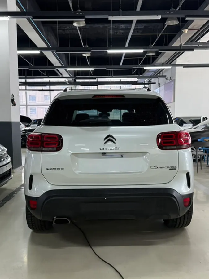 2017 Citroen C5 Aircross 1.6T 167HP L4 6AT,autocango,china used car exporter,china ev exporter,chinese used car exporter,chinese used ev exporter