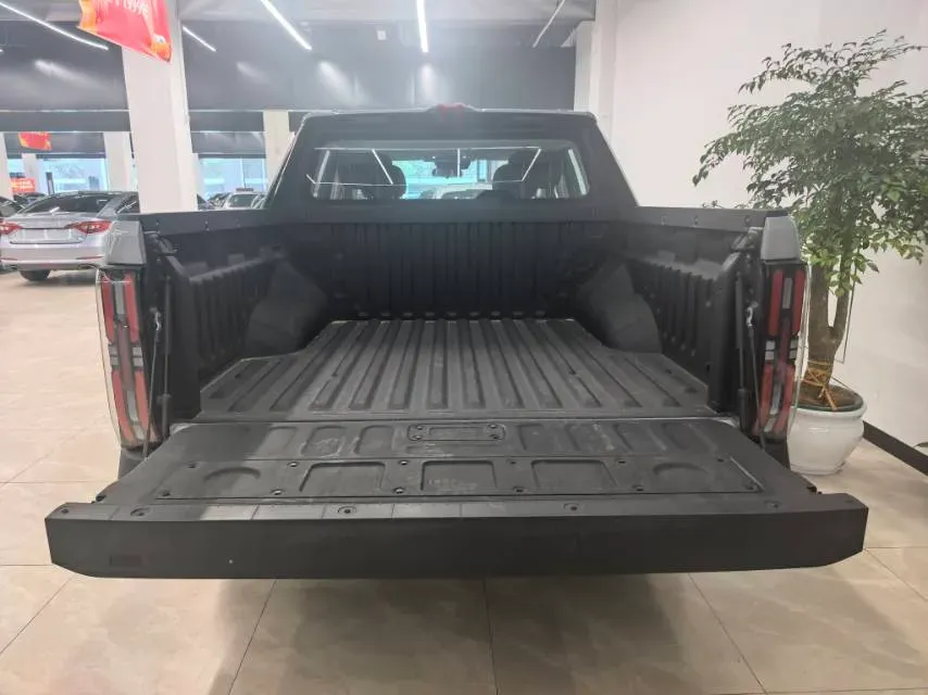 2025 MAXUS InterstellarX 2.5T 224HP L4 8AT,autocango,china used car exporter,china ev exporter,chinese used car exporter,chinese used ev exporter