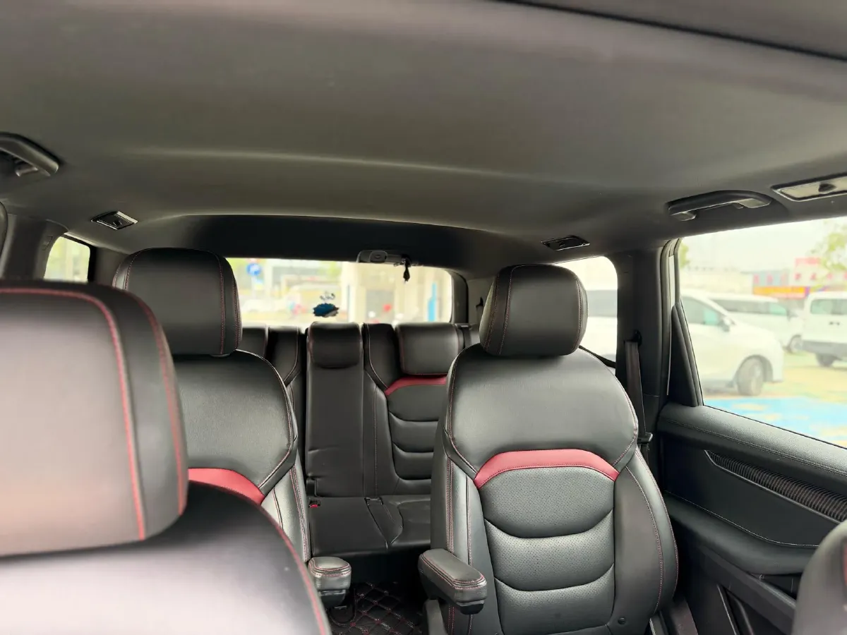 2020 MAXUS D90 Pro 2.0T 218HP L4 8AT,autocango,china used car exporter,china ev exporter,chinese used car exporter,chinese used ev exporter