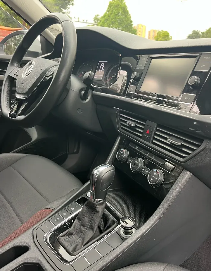 2019 Ford Focus 1.5T 184HP L3 8AT,autocango,china used car exporter,china ev exporter,chinese used car exporter,chinese used ev exporter