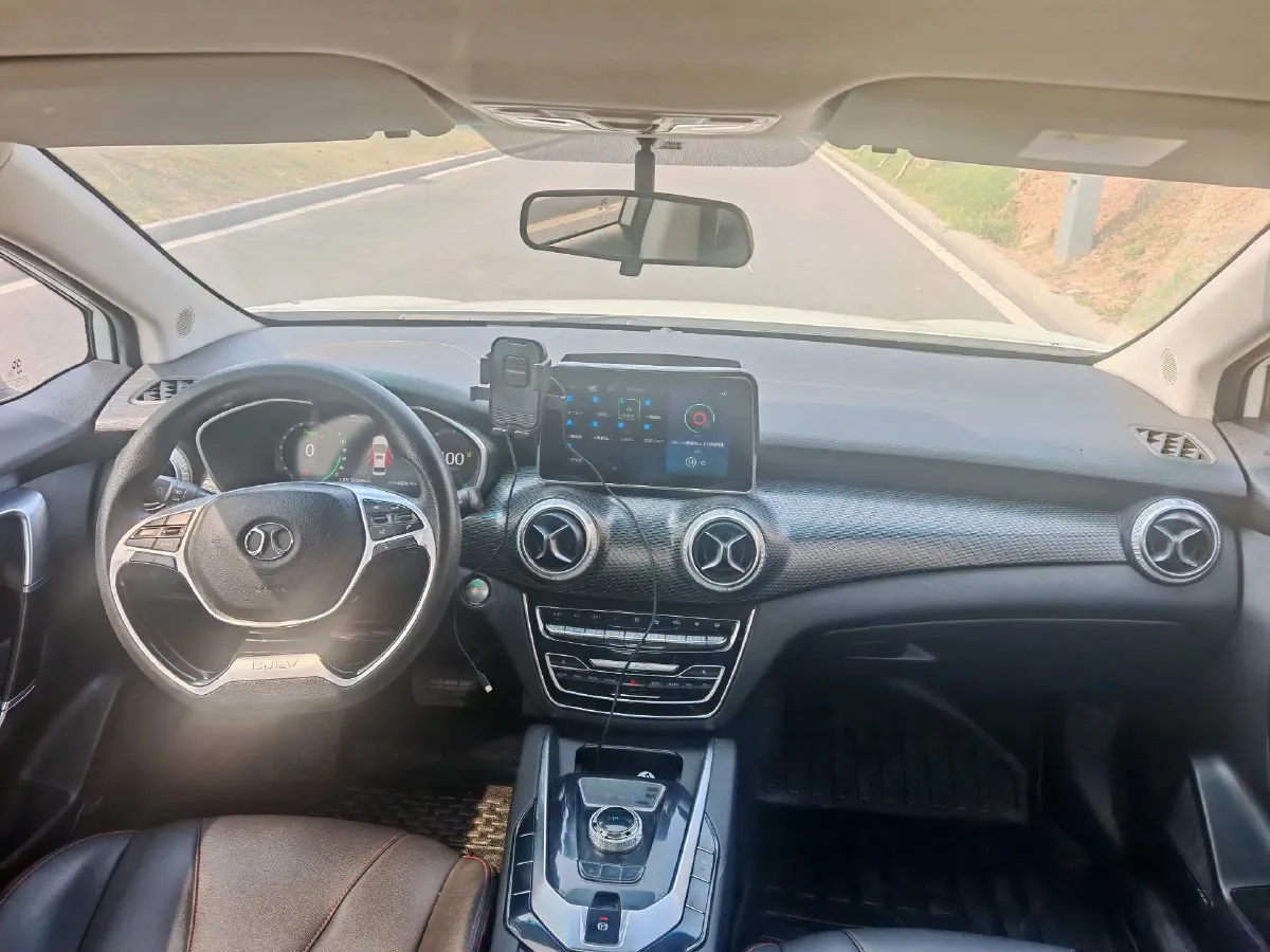 2018 BeiJing Auto EU5 BEV 53.66KWH,autocango,china used car exporter,china ev exporter,chinese used car exporter,chinese used ev exporter