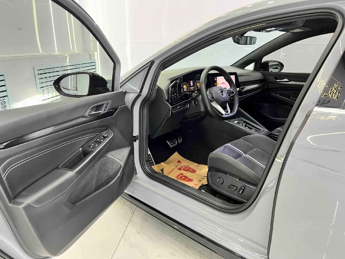 2023 Volkswagen Golf 1.4T 150HP L4 7DCT,autocango,china used car exporter,china ev exporter,chinese used car exporter,chinese used ev exporter