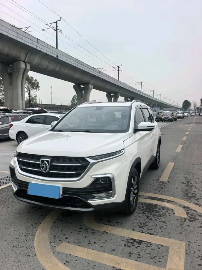 2019 BaoJun 530 1.5T 151HP L4 CVT,autocango,china used car exporter,china ev exporter,chinese used car exporter,chinese used ev exporter