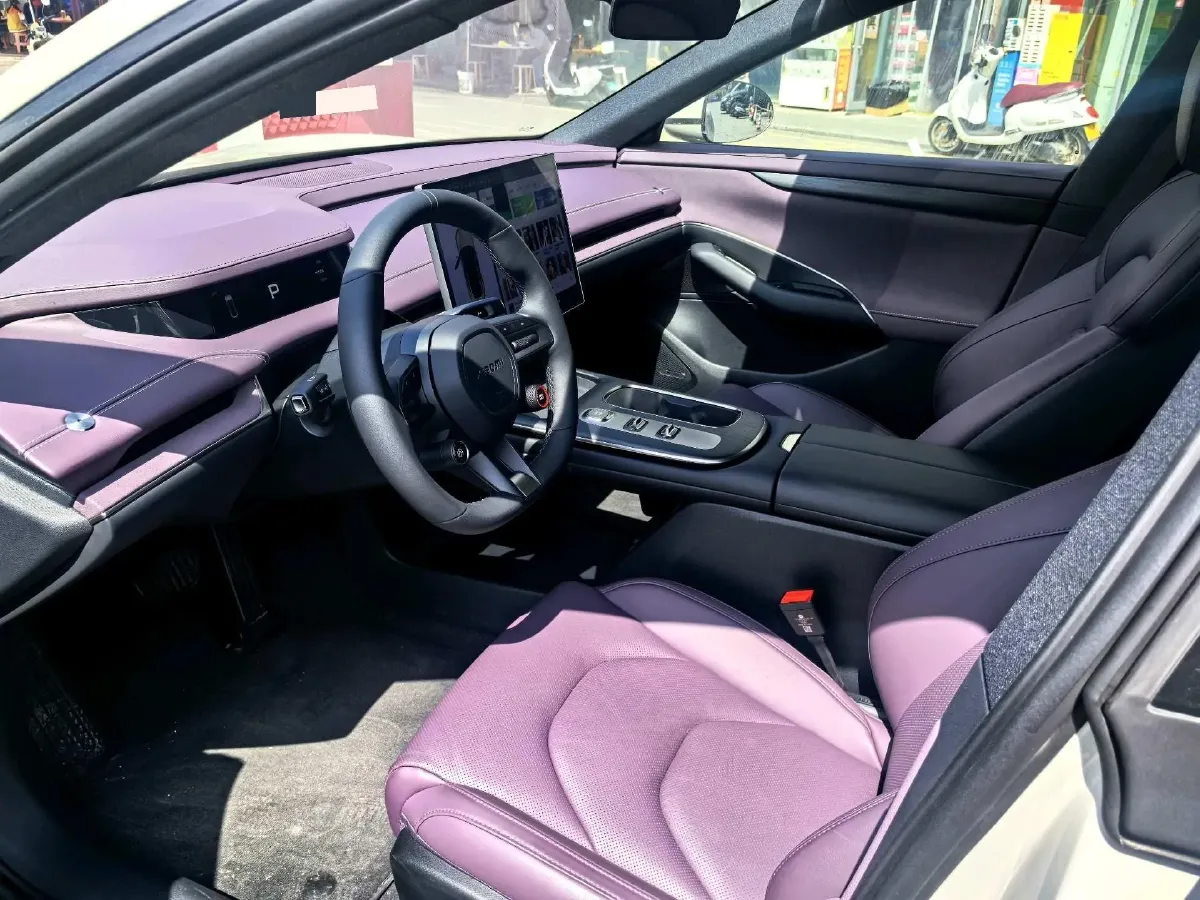 2024 MI SU7 BEV 73.6KWH,autocango,china used car exporter,china ev exporter,chinese used car exporter,chinese used ev exporter