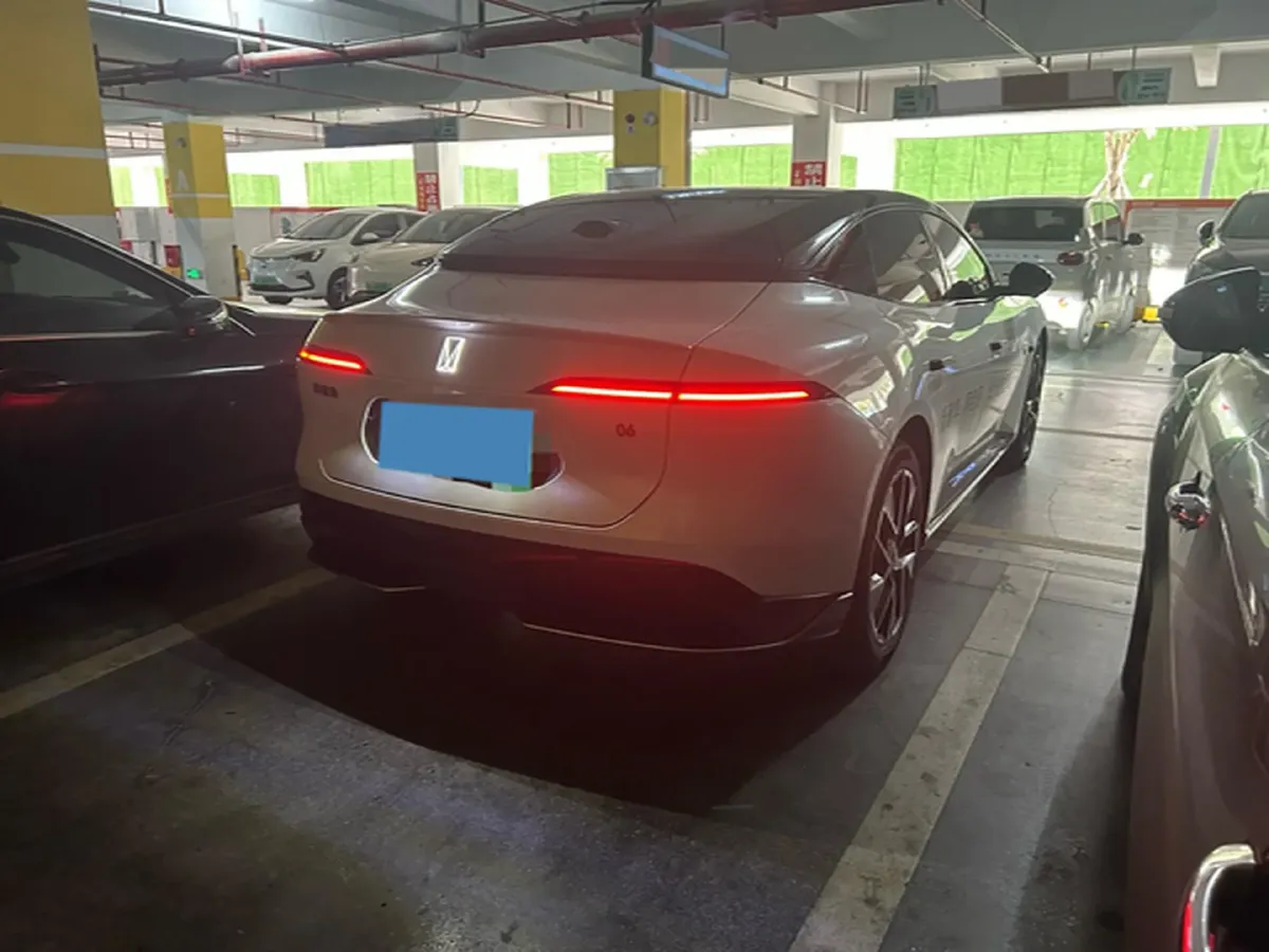 2025 Avatr 06 BEV,autocango,china used car exporter,china ev exporter,chinese used car exporter,chinese used ev exporter