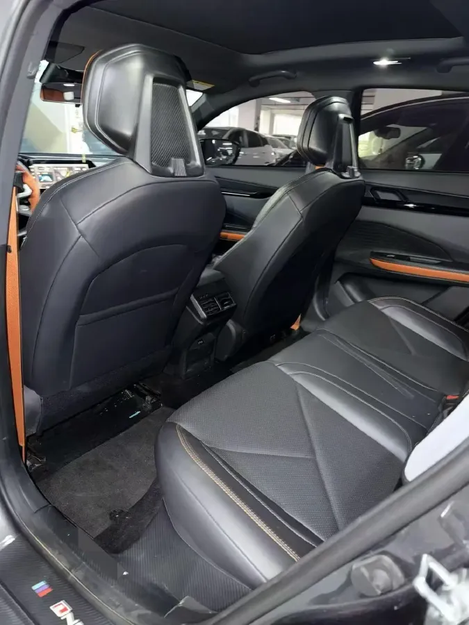 2022 ChangAn UNI-V 1.5T 188HP L4 7DCT,autocango,china used car exporter,china ev exporter,chinese used car exporter,chinese used ev exporter