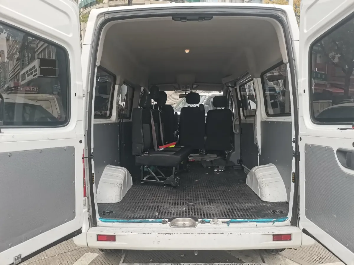 2023 DongFeng DFAC YuFeng 2.0T 136HP L4 6MT,autocango,china used car exporter,china ev exporter,chinese used car exporter,chinese used ev exporter