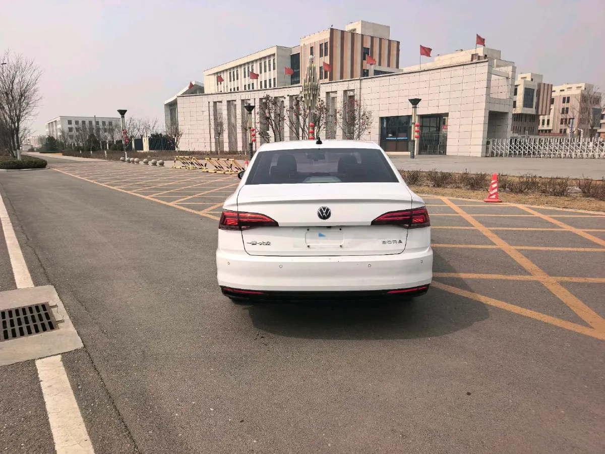 2021 Volkswagen Bora 1.5L 113HP L4 6AT,autocango,china used car exporter,china ev exporter,chinese used car exporter,chinese used ev exporter