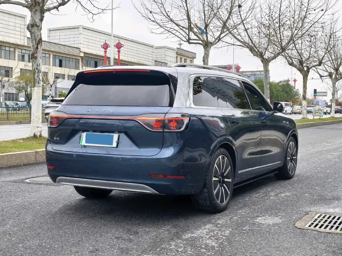 2024 AITO AITO M9 1.5T 152HP L4 REEV 42KWH,autocango,china used car exporter,china ev exporter,chinese used car exporter,chinese used ev exporter