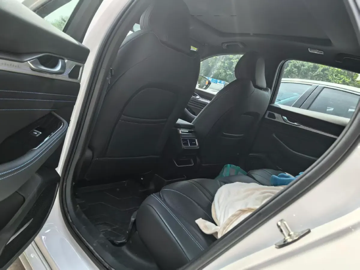 2025 Geely Preface 1.5T 181HP L4 7DCT,autocango,china used car exporter,china ev exporter,chinese used car exporter,chinese used ev exporter