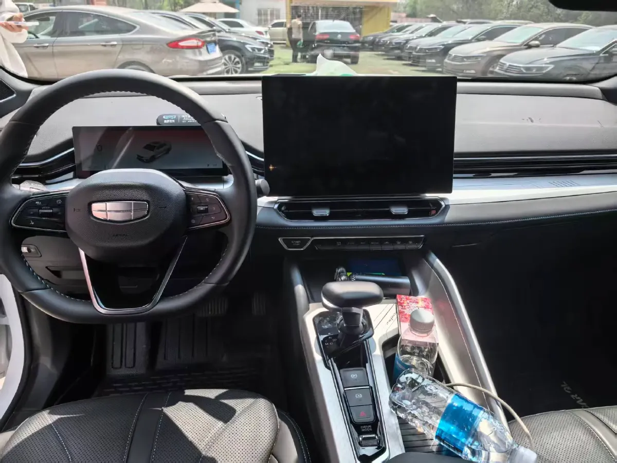 2025 Geely Preface 1.5T 181HP L4 7DCT,autocango,china used car exporter,china ev exporter,chinese used car exporter,chinese used ev exporter