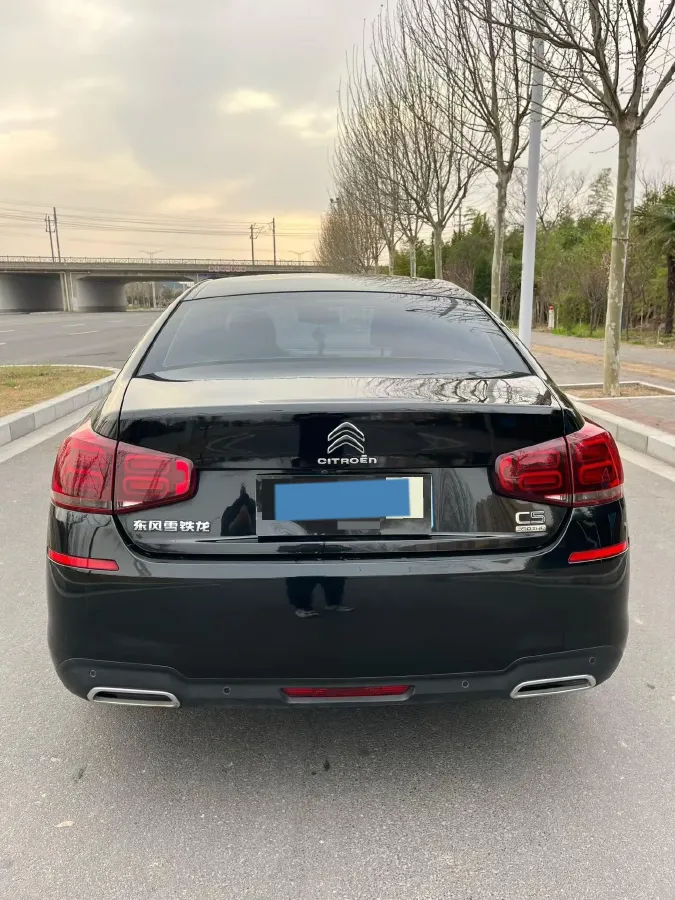 2017 Citroen C5 1.6T 167HP L4 6AT,autocango,china used car exporter,china ev exporter,chinese used car exporter,chinese used ev exporter