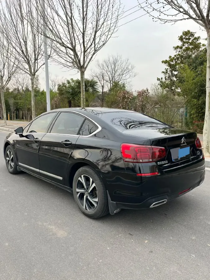 2017 Citroen C5 1.6T 167HP L4 6AT,autocango,china used car exporter,china ev exporter,chinese used car exporter,chinese used ev exporter