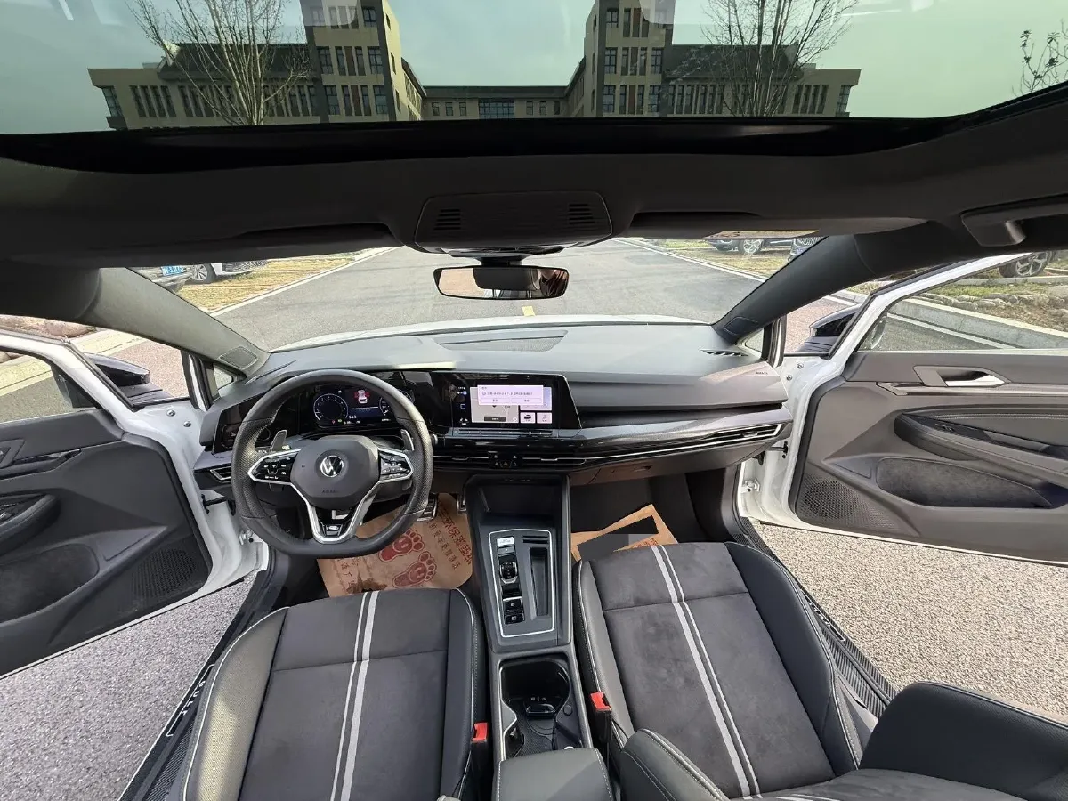 2023 Volkswagen Golf 1.4T 150HP L4 7DCT,autocango,china used car exporter,china ev exporter,chinese used car exporter,chinese used ev exporter