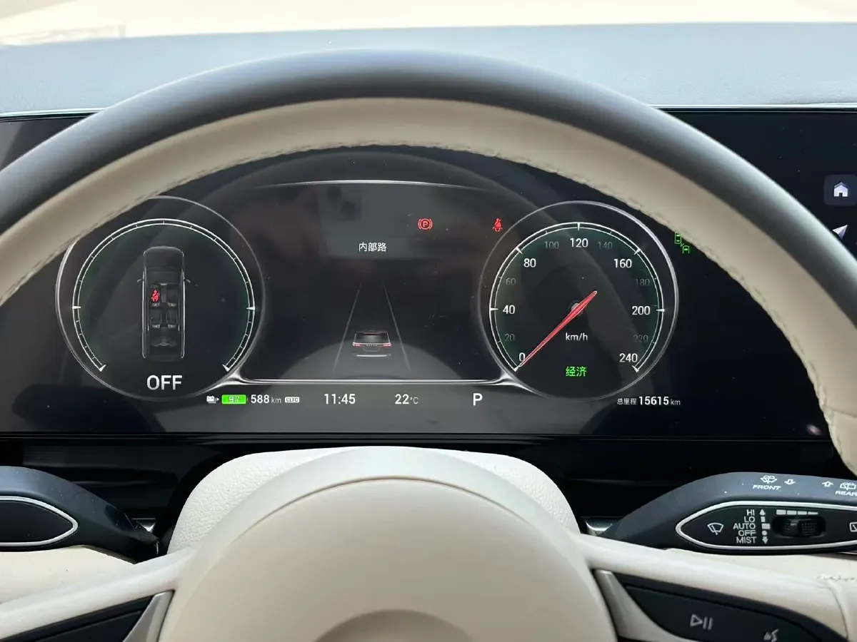 2022 Voyah Dream BEV 108.7KWH,autocango,china used car exporter,china ev exporter,chinese used car exporter,chinese used ev exporter