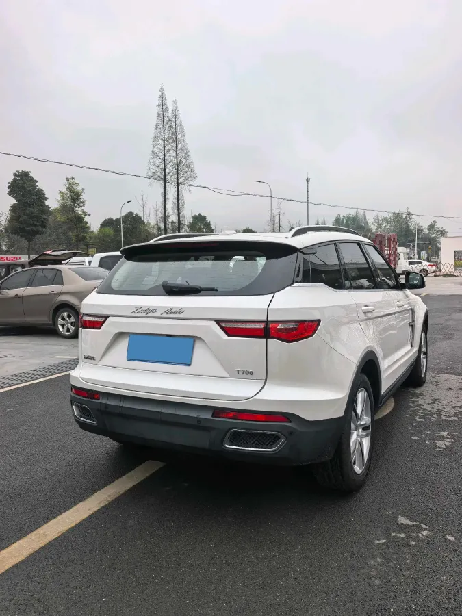 2017 Zotye T700 1.8T 177HP L4 6DCT,autocango,china used car exporter,china ev exporter,chinese used car exporter,chinese used ev exporter