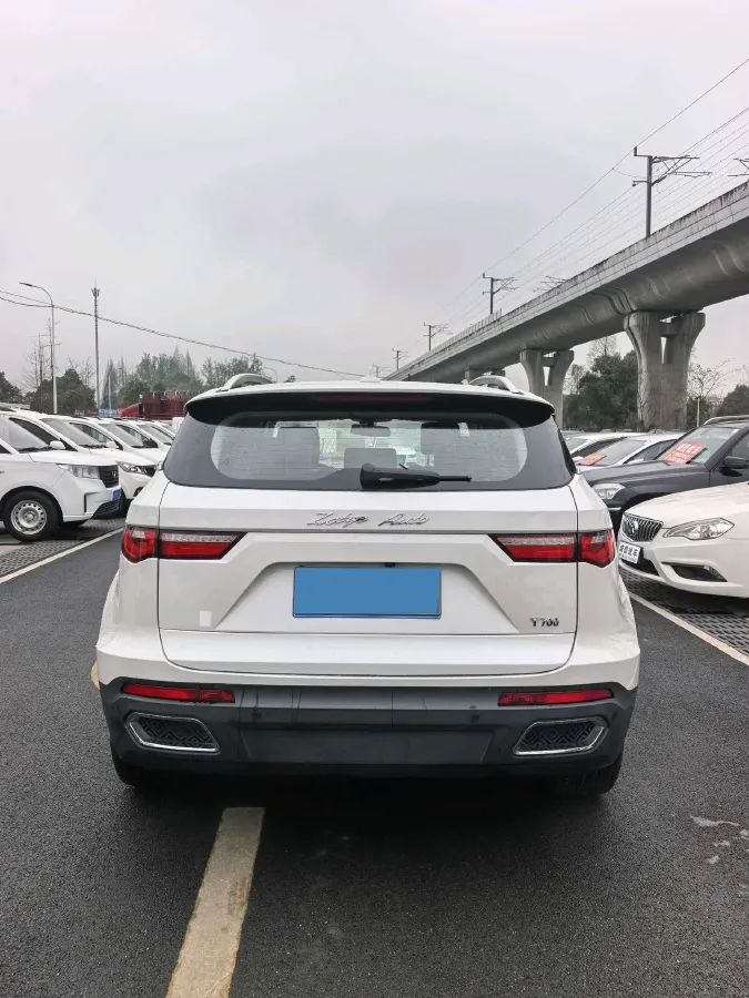 2017 Zotye T700 1.8T 177HP L4 6DCT,autocango,china used car exporter,china ev exporter,chinese used car exporter,chinese used ev exporter